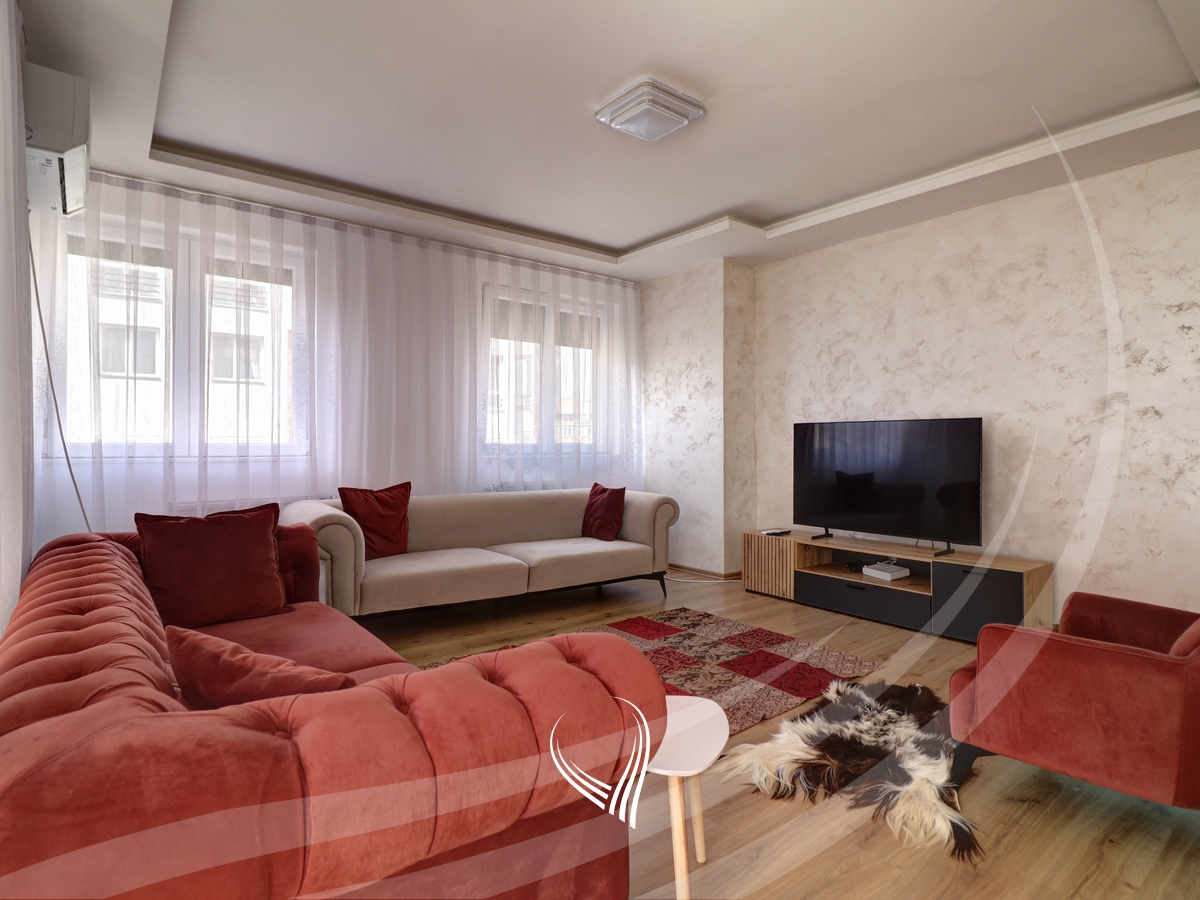 Banesë me 3 dhoma gjumi me qira në lagjen Arbëria – Dragodan0