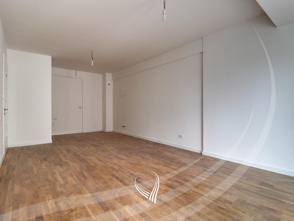 Zyre me 3 dhoma pune me qira në lagjen Aktash – INON3