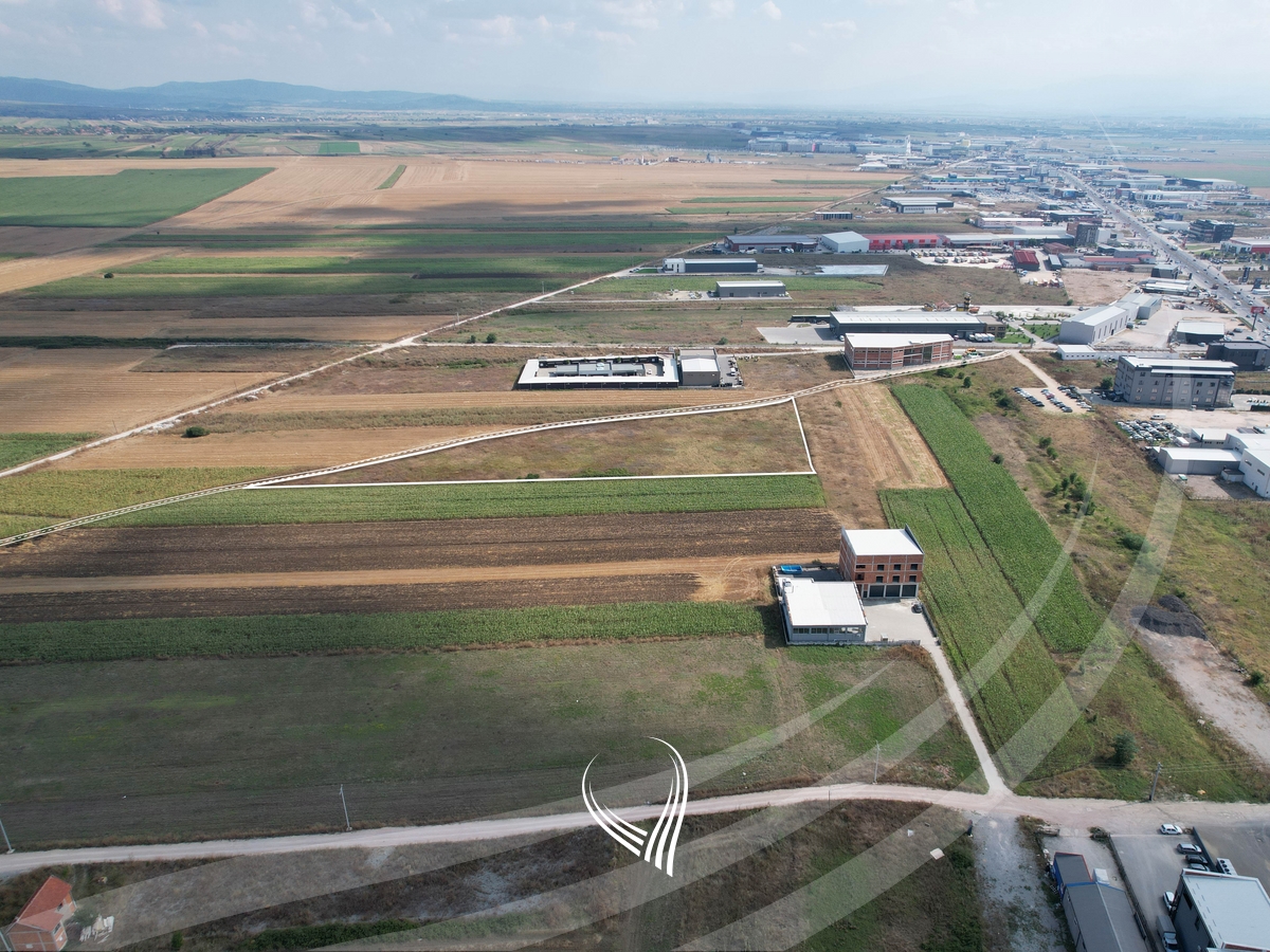 133.65-acre land for sale in Llapllasellë – near the roundabout by KFC1