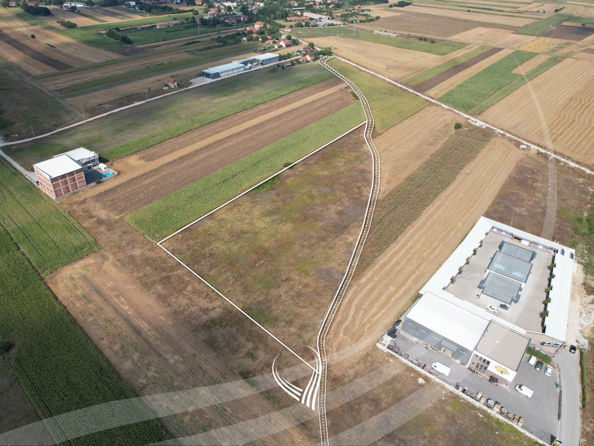 133.65-acre land for sale in Llapllasellë – near the roundabout by KFC3