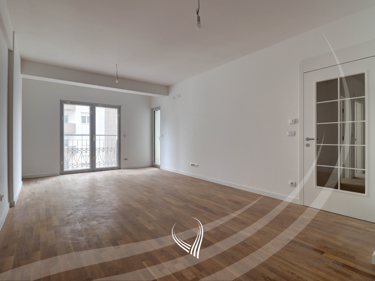 Zyre me 3 dhoma pune me qira në lagjen Aktash – INON0