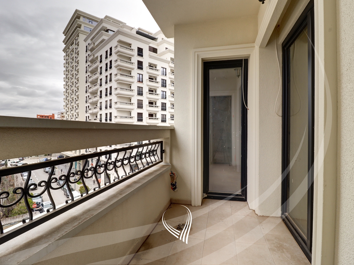 Zyre me 3 dhoma pune me qira në lagjen Aktash – INON7