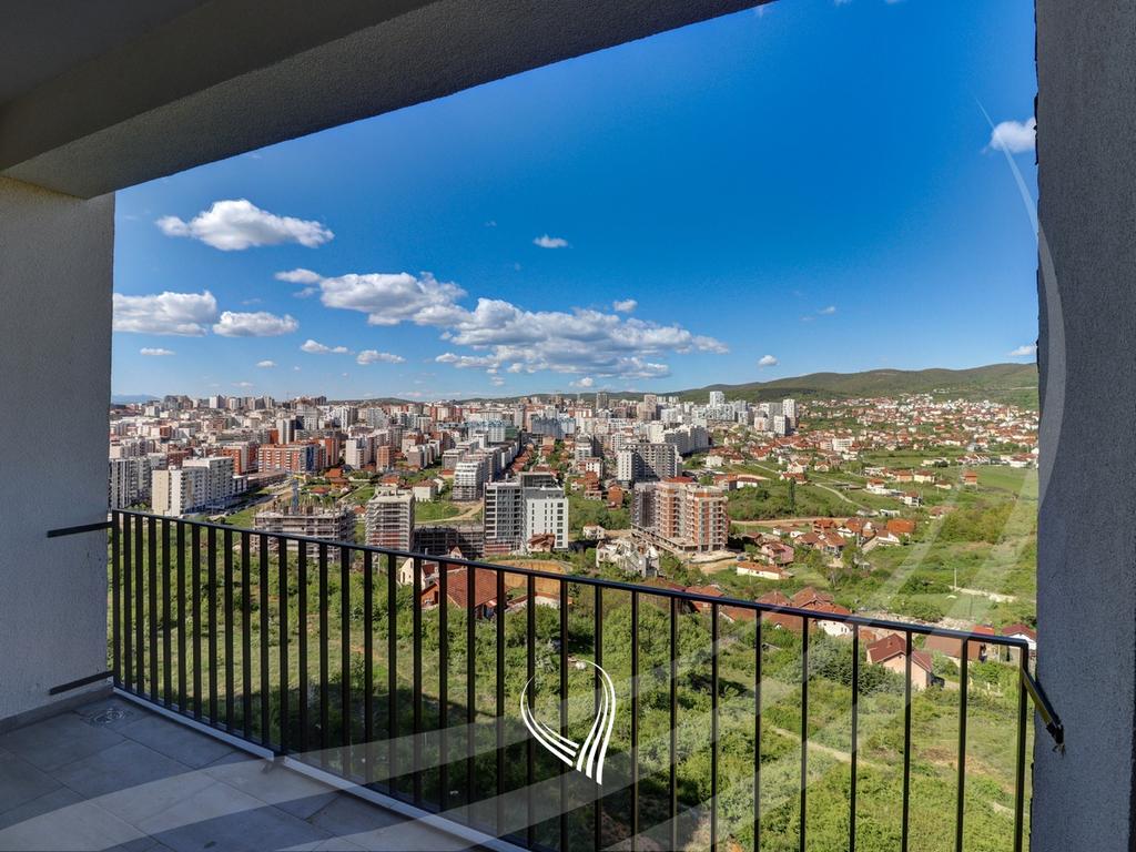 Banesë me 2 dhoma gjumi në shitje në lagjen Prishtina e Re14