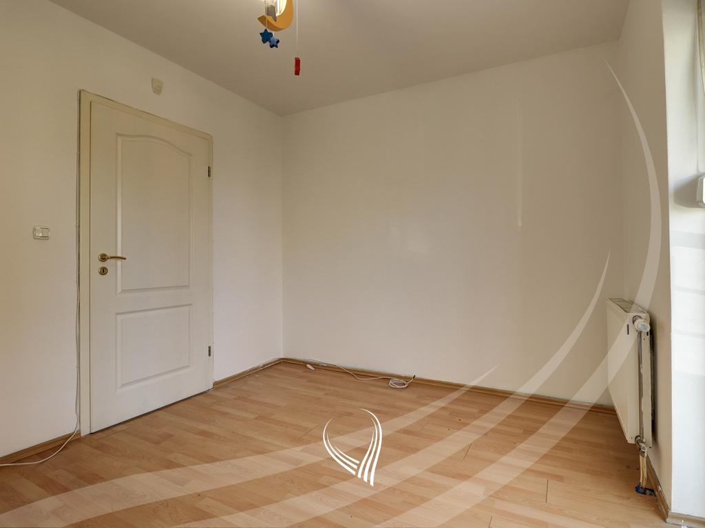 Shtëpi me 4 dhoma gjumi me qira në lagjen Qëndresa - Çagllavicë14