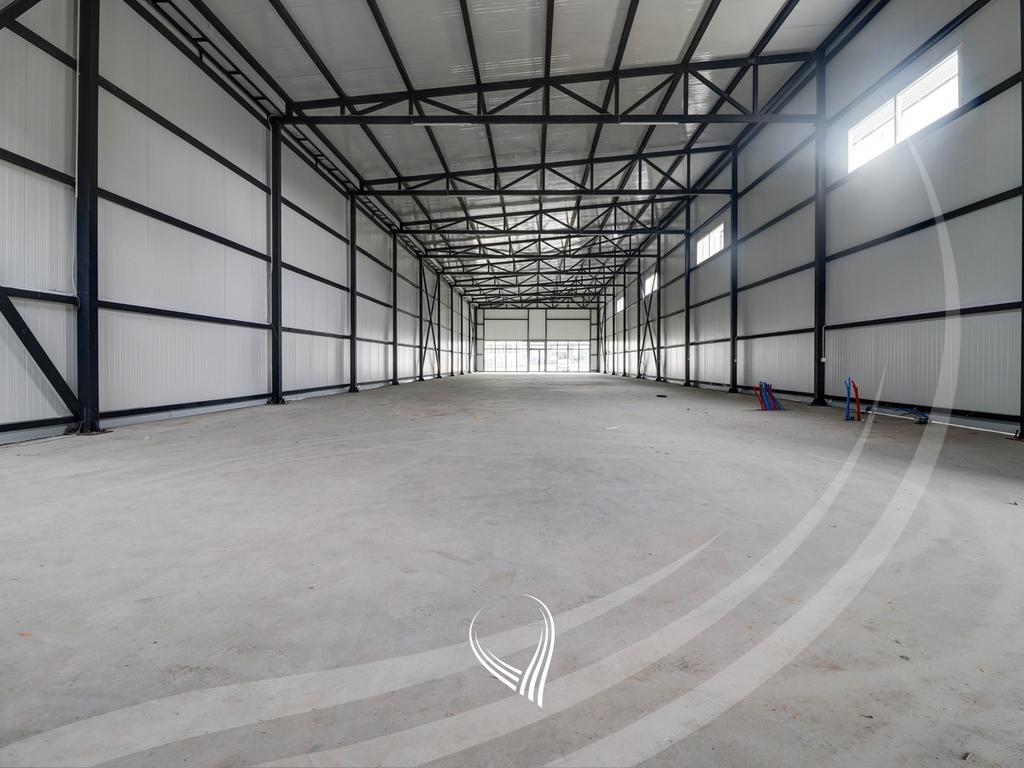 Warehouse 630m2 for rent in Suhadoll1