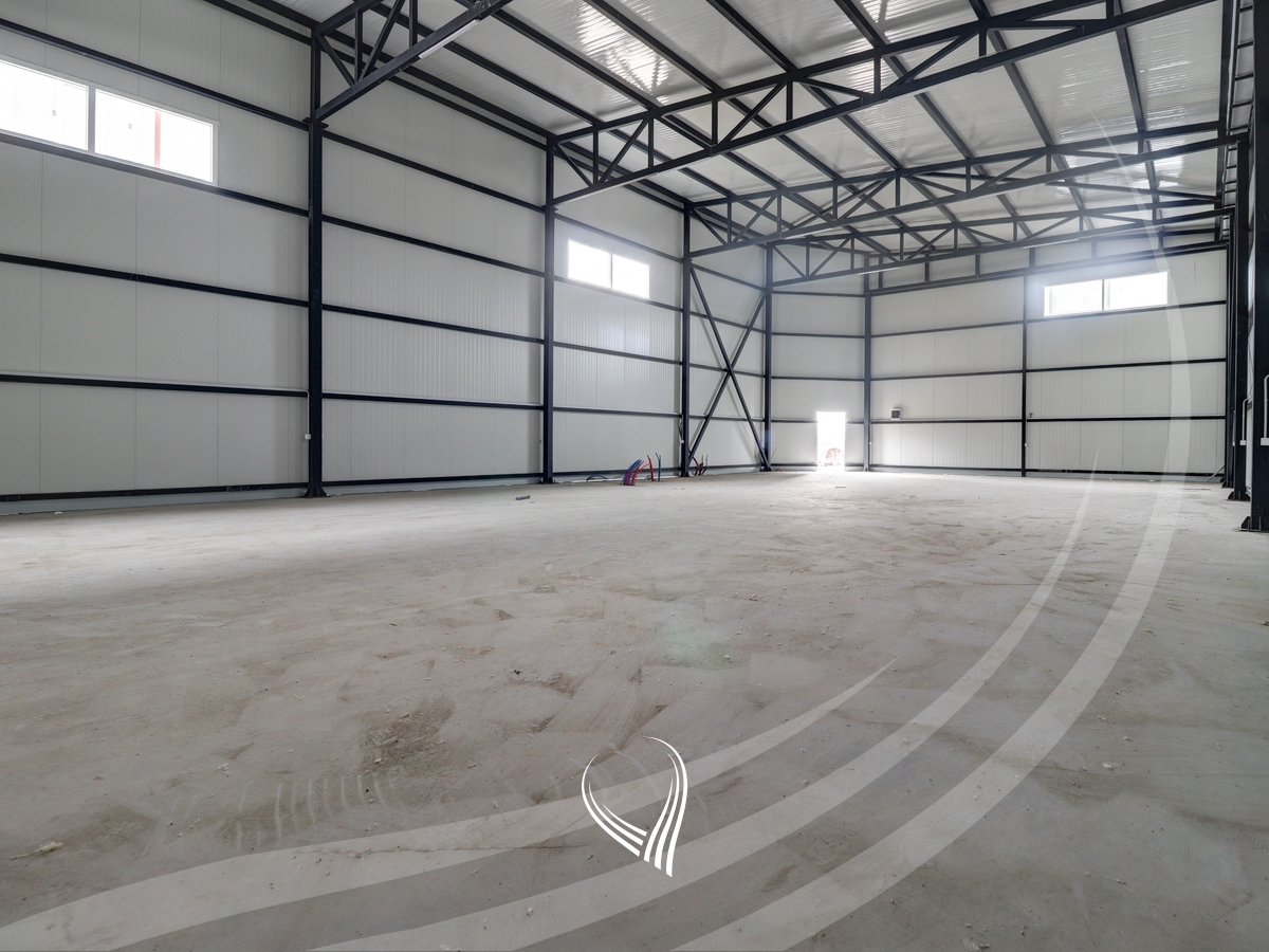 Warehouse 630m2 for rent in Suhadoll2