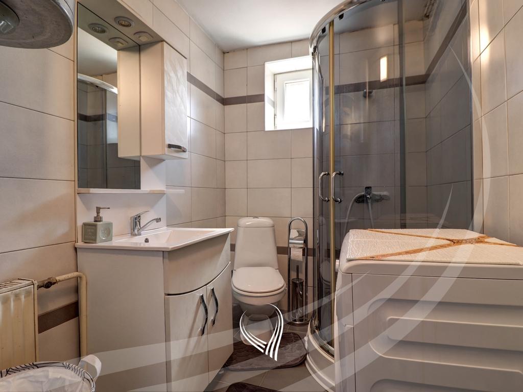 1 bedroom apartment for rent in Bregu i Diellit neighborhood10