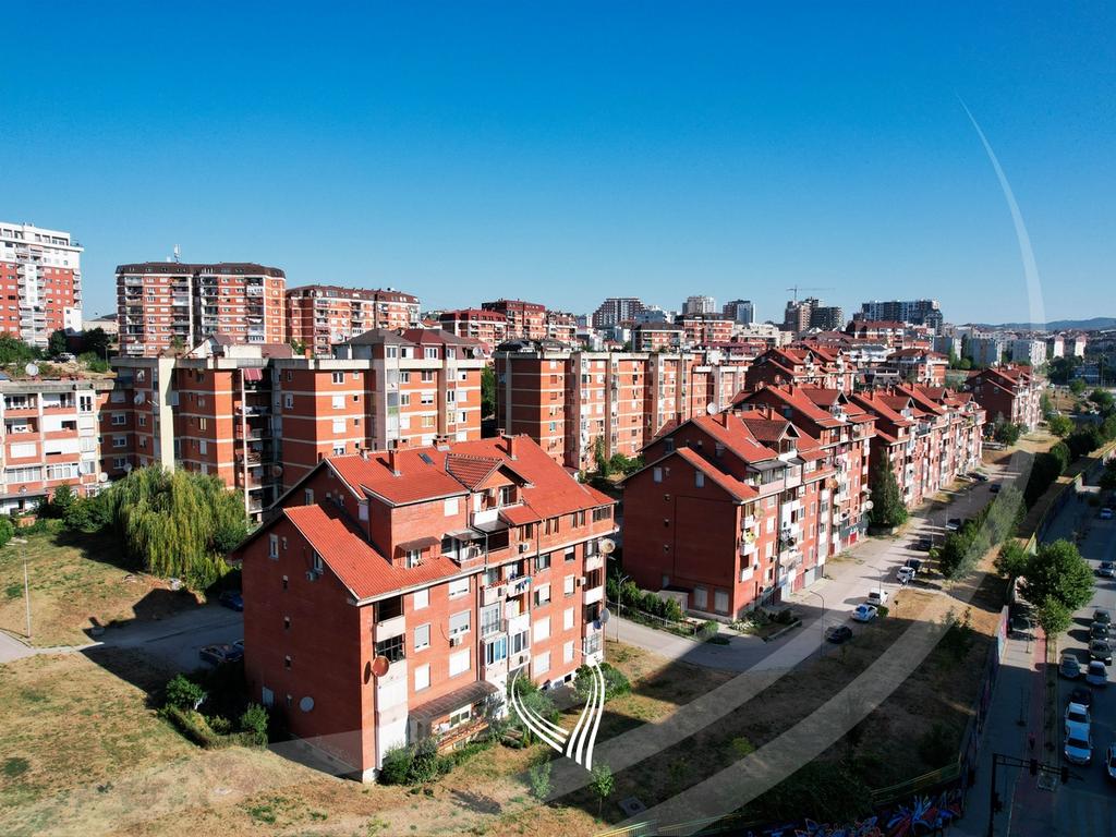 1 bedroom apartment for rent in Bregu i Diellit neighborhood11
