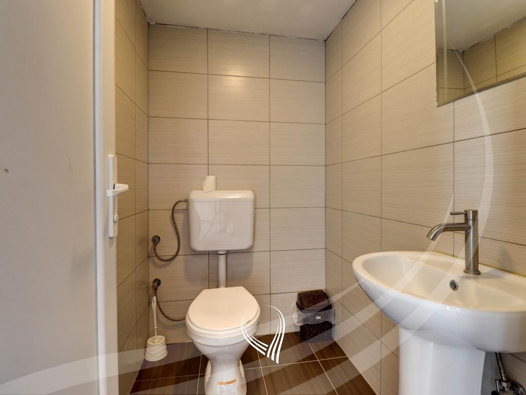 Lokal 130m2 me qira në lagjen Arberia – Dragodan6