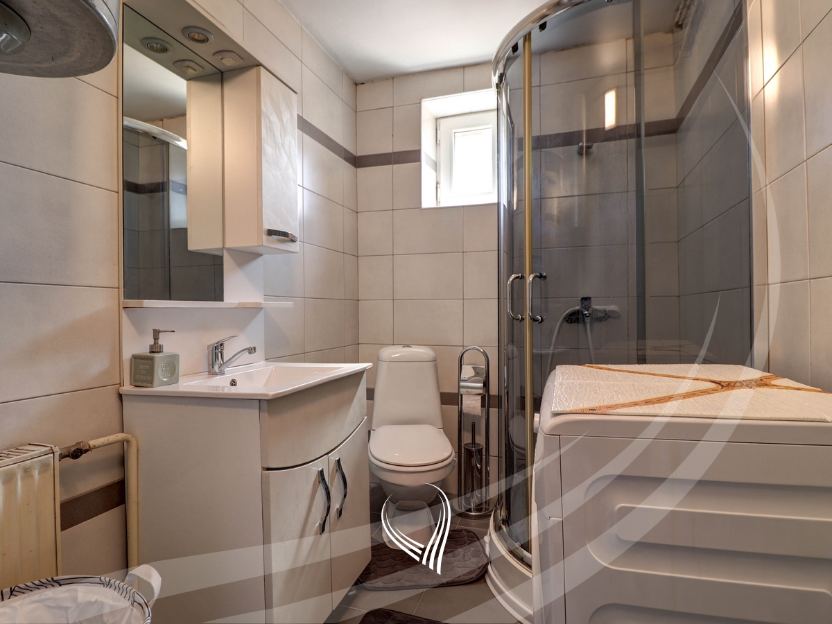 1 bedroom apartment for rent in Bregu i Diellit neighborhood10