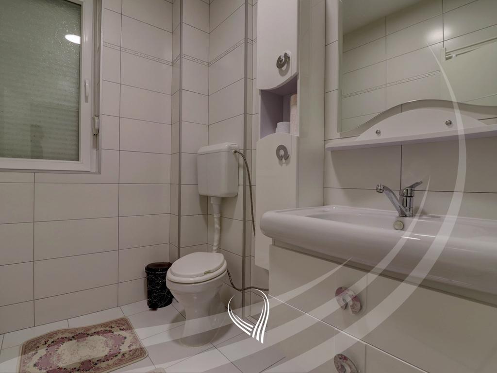 Shtëpi 380m2 me 4 ari truall në shitje në Veternik20