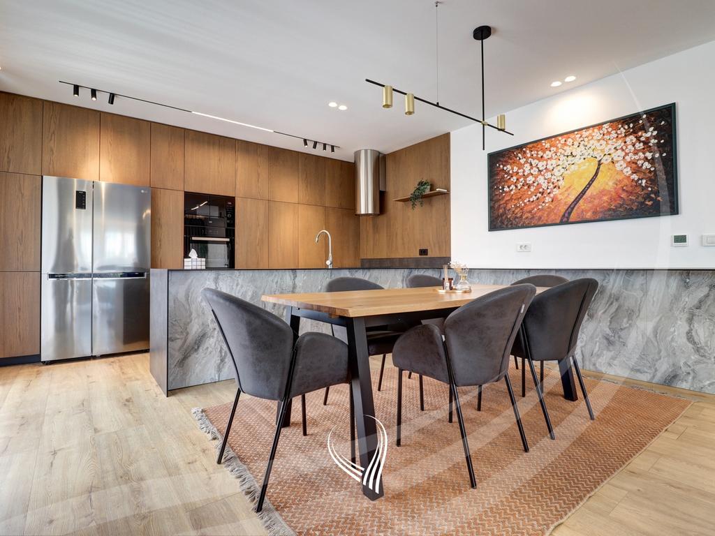 Shtëpi me 4 dhoma gjumi me qira në Çagllavicë - lagjja Qëndresa Home4