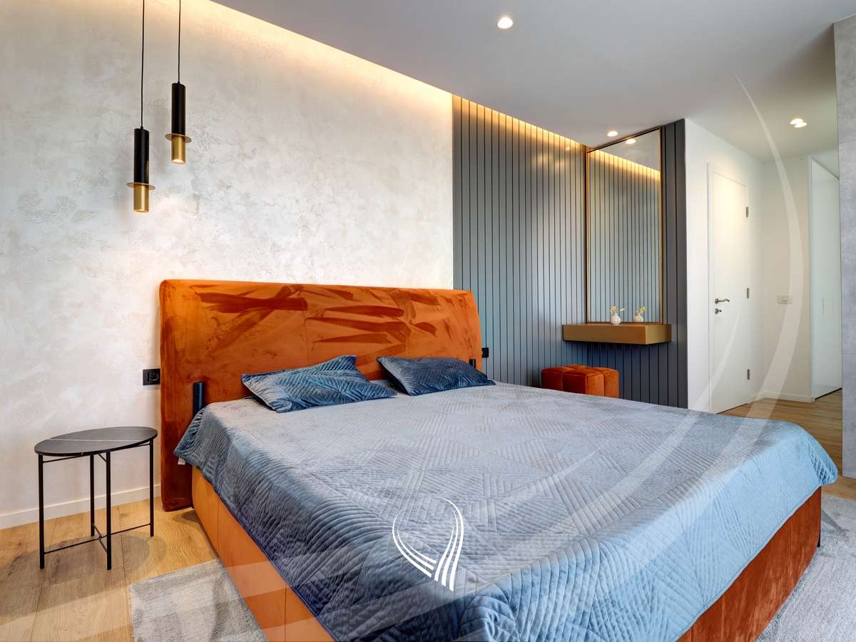 Shtëpi me 4 dhoma gjumi me qira në Çagllavicë - lagjja Qëndresa Home7