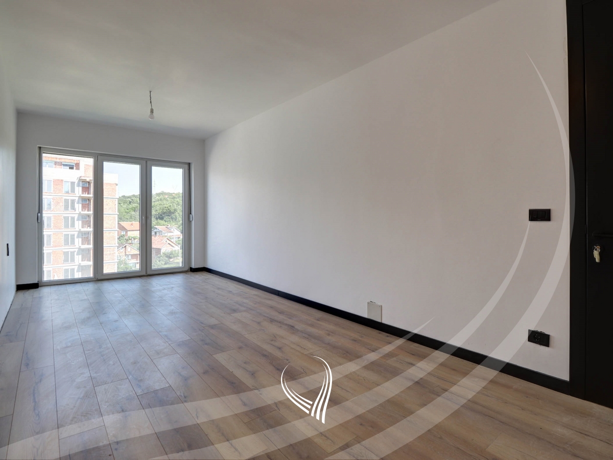 Banesë me 3 dhoma gjumi në shitje në lagjen Prishtina e Re – Rruga A7