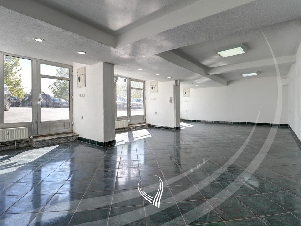 Lokal 70m2 me qira në lagjen Ulpiana