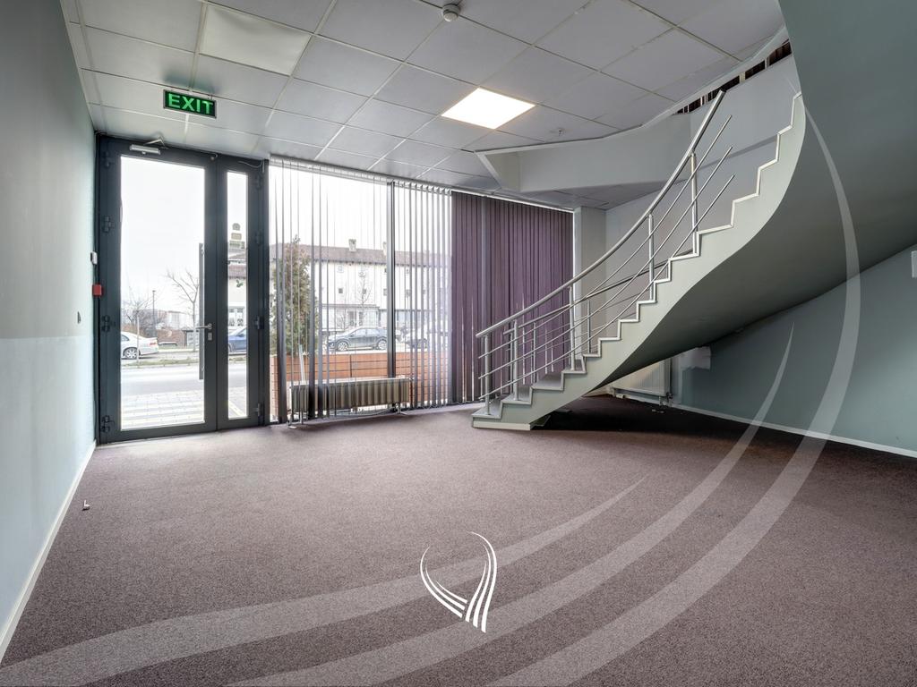 Office 500m2 for rent in the Bregu i Diellit neighborhood2