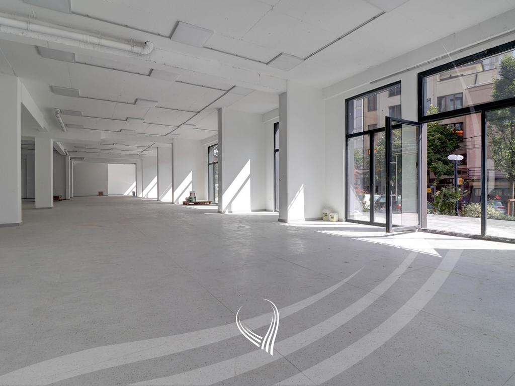 Lokal 550m² me qira në lagjen Aktash – Kompleksi “Mileniumi”6