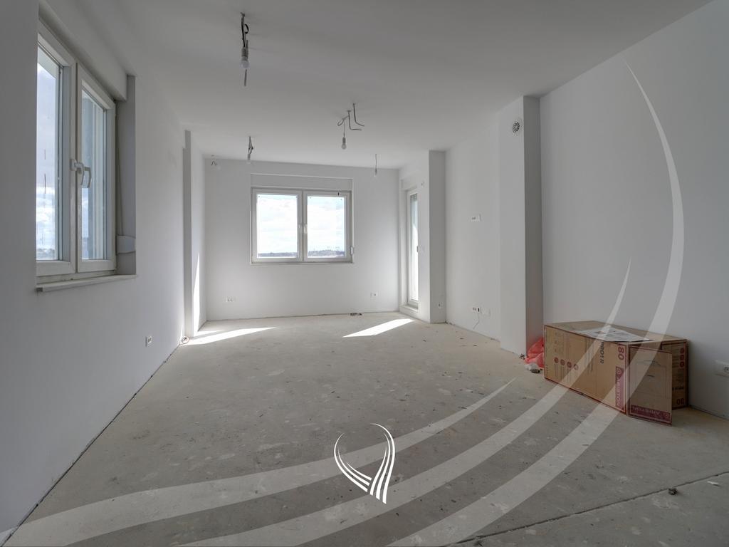 Banesë me 3 dhoma gjumi në shitje në lagjen Mati 1 – DP Partners2