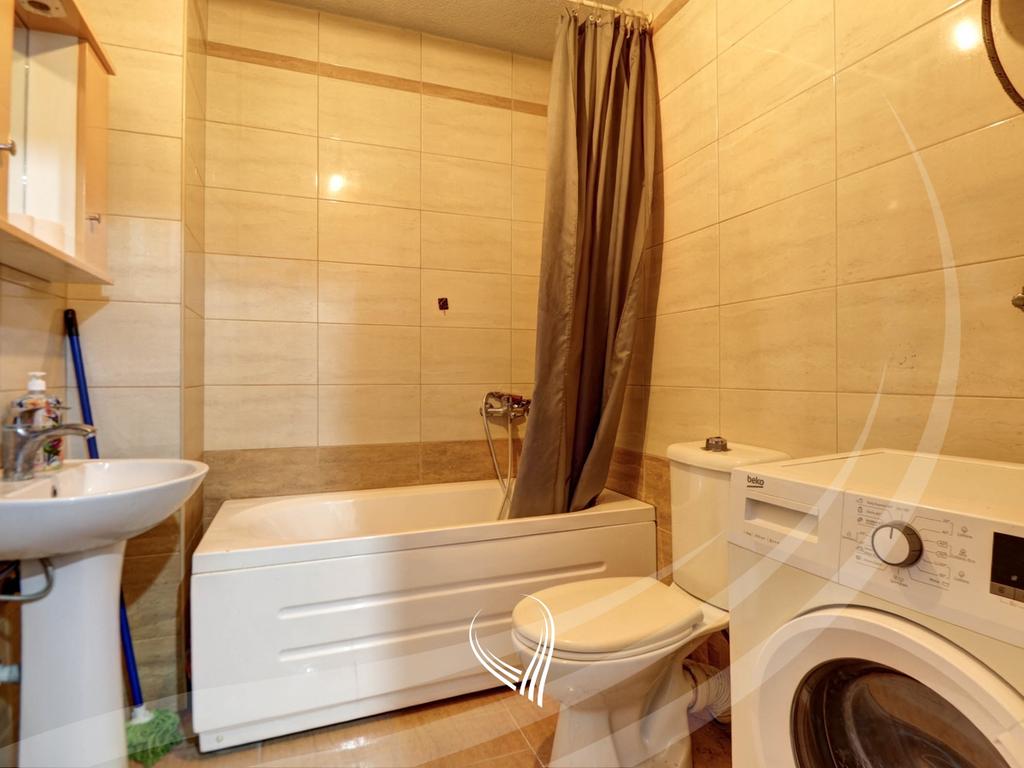 Banesë me 1 dhomë gjumi me qira në lagjen Kalabria – Emshir6