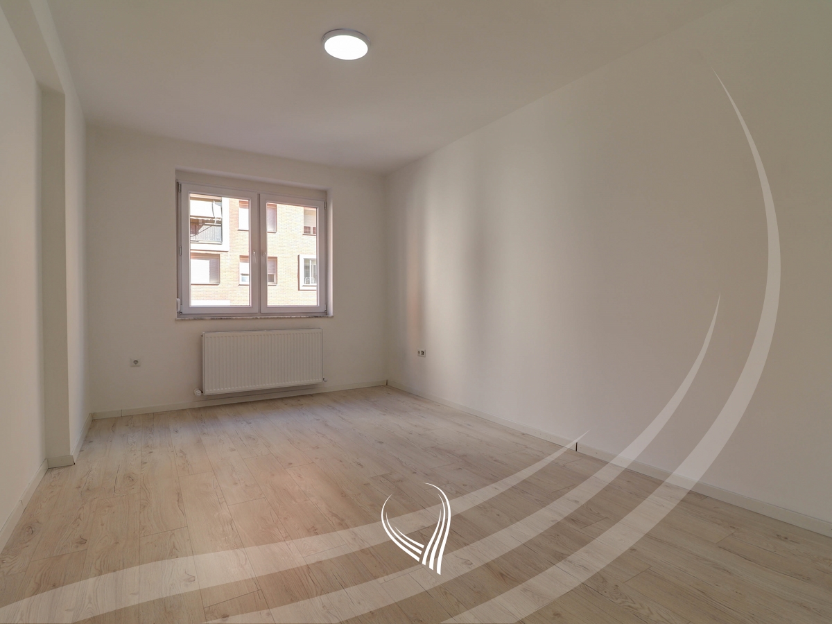 Office with 3 work rooms for rent in the Mati 1 neighborhood5