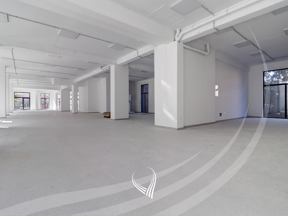 Lokal 550m² me qira në lagjen Aktash – Kompleksi “Mileniumi”7