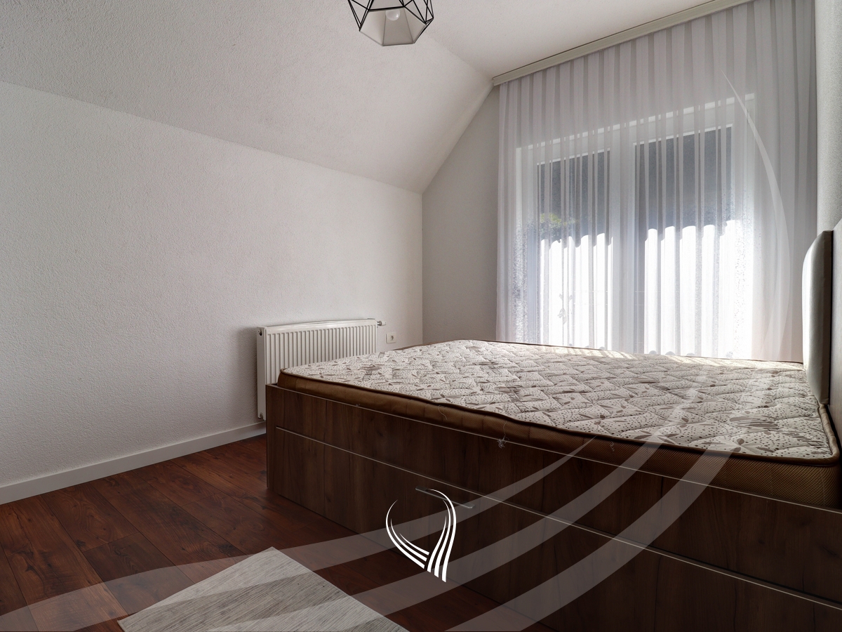 Vilë 210m2 në shitje në Brezovicë8