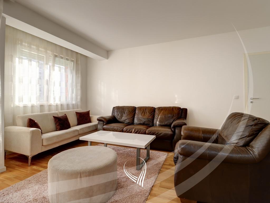 Banesë me 2 dhoma gjumi me qira në lagjen e Muhaxherëve2