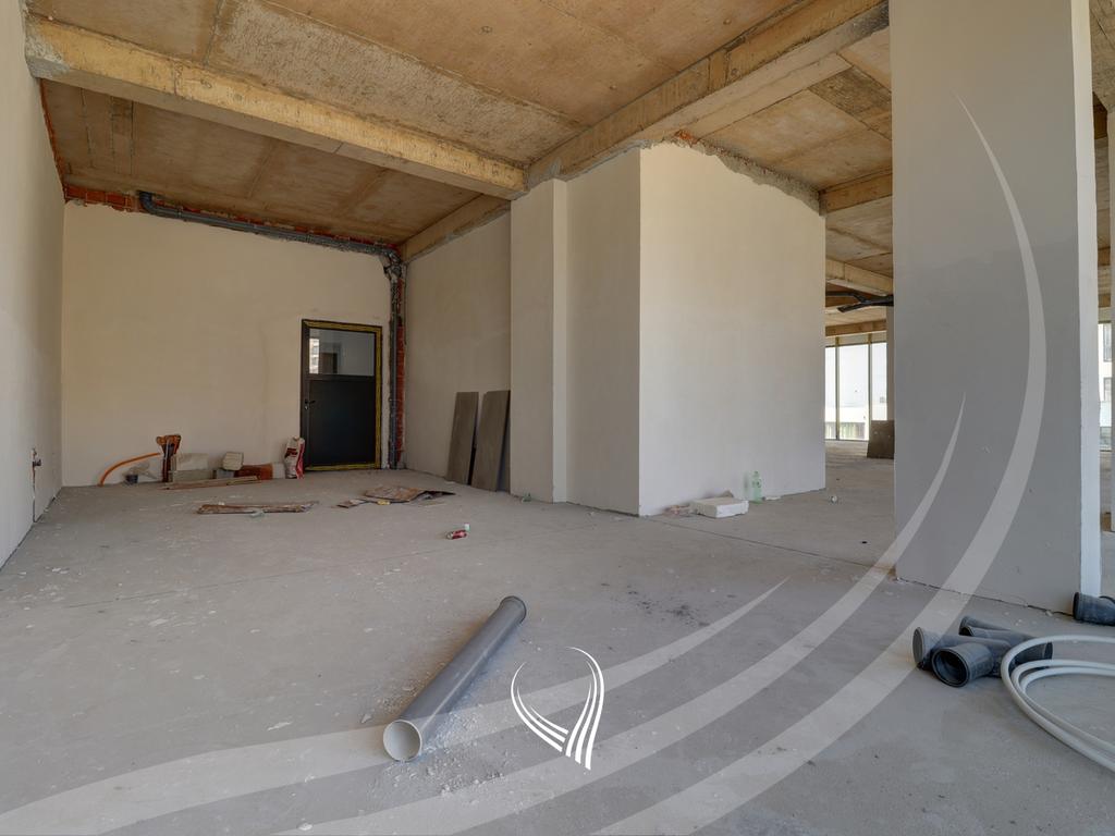 Lokal 213.18 m2 në shitje në lagjen Veternik5