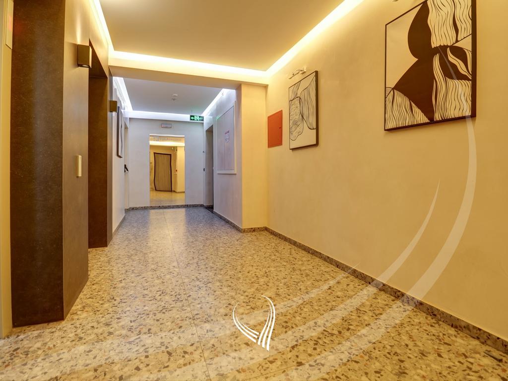 Banesë me 3 dhoma gjumi në shitje në lagjen Bregu i Diellit - Pika Exclusive28