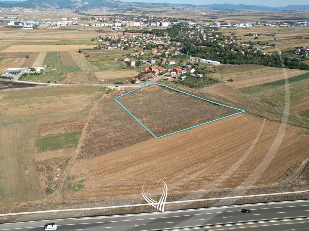 170 ari of land for sale in Preoc - Graçanicë3
