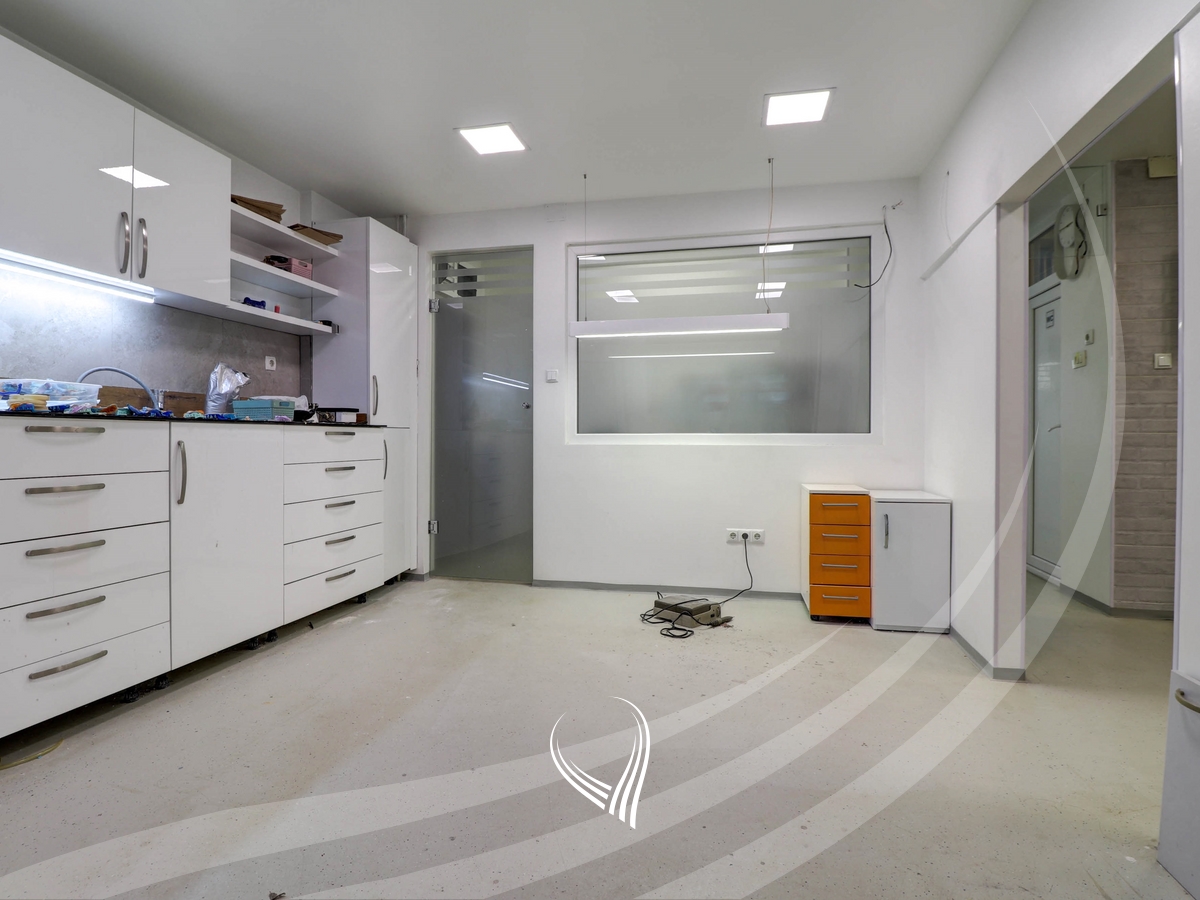 1-bedroom apartment for sale in the Bregu i Diellit neighborhood7