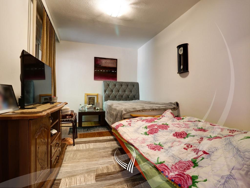 2-bedroom apartment for sale in the Bregu i Diellit neighborhood5