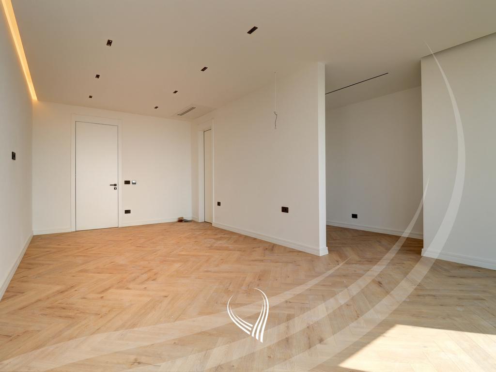 Penthouse me 3 dhoma gjumi me qira në lagjen Arbëria – Dragodan8