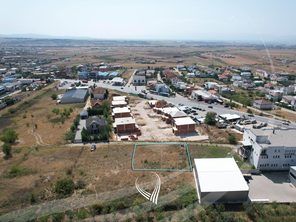 Tokë 5.66 ari në shitje në Çallavicë – afër lagjes 0384