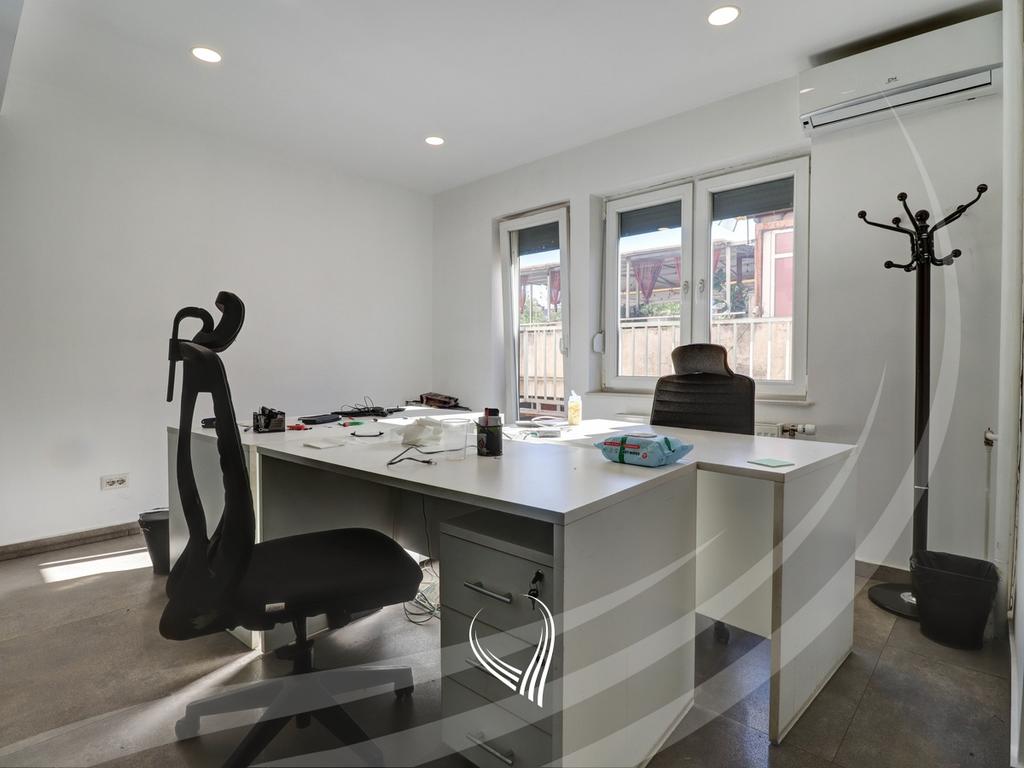 Premises 100.76m2 for sale in the Dardania neighborhood5