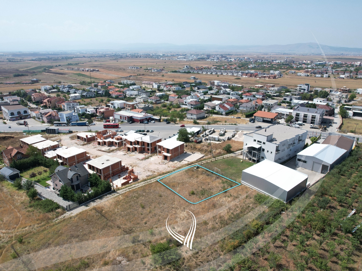 Tokë 5.66 ari në shitje në Çallavicë – afër lagjes 0383