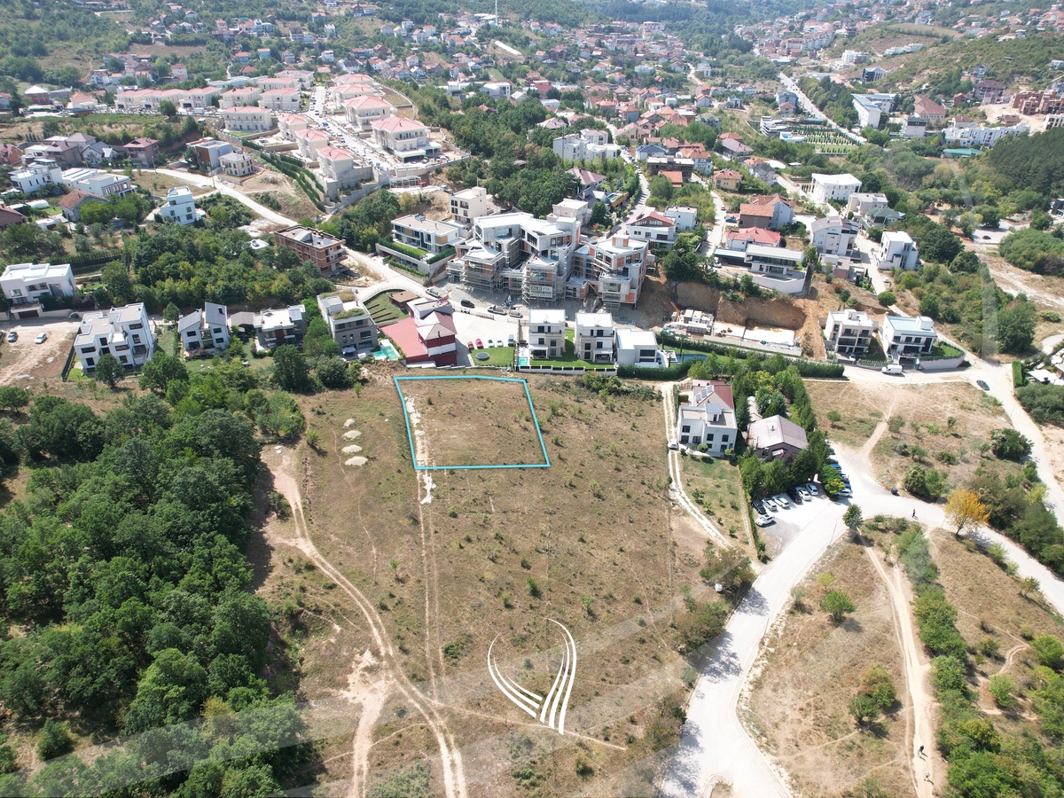 Tokë 12.75 ari në shitje në lagjen Sofalia2
