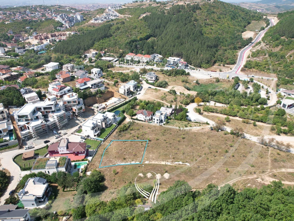 Tokë 12.75 ari në shitje në lagjen Sofalia3
