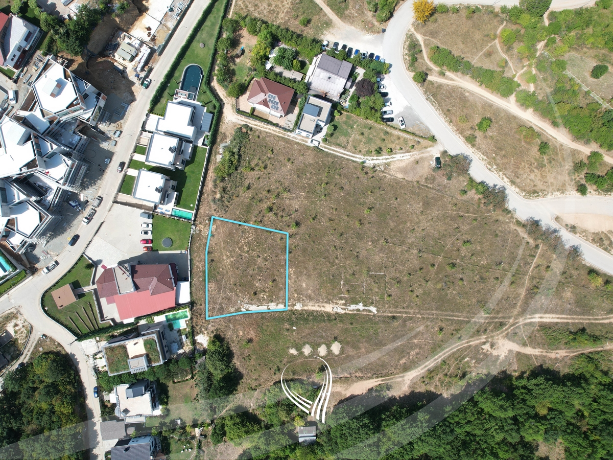 Tokë 12.75 ari në shitje në lagjen Sofalia4