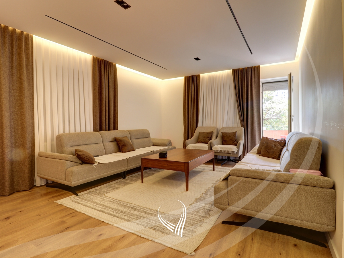 House 692.80m2 for sale in the Velania neighborhood6