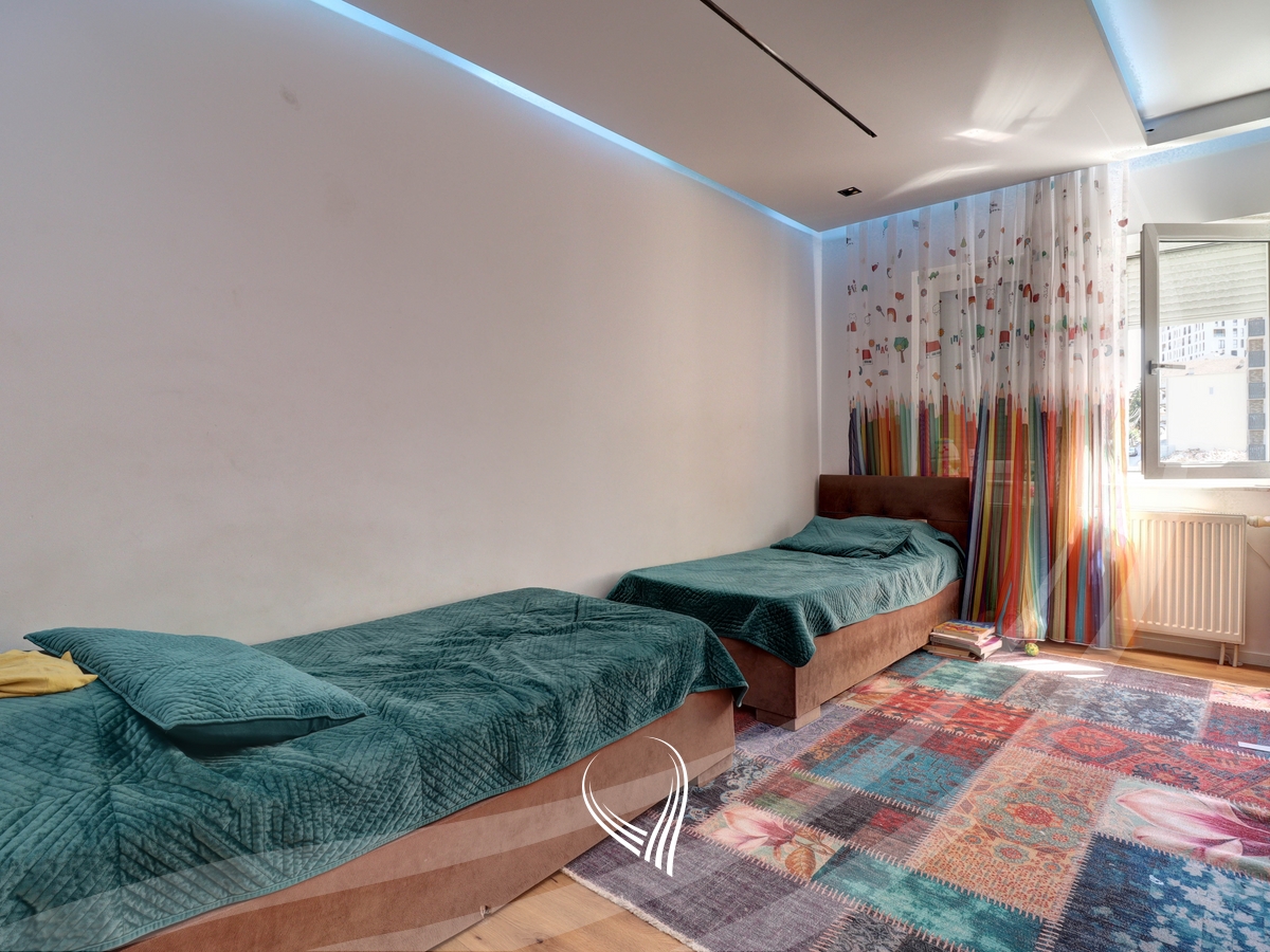 House 692.80m2 for sale in the Velania neighborhood11