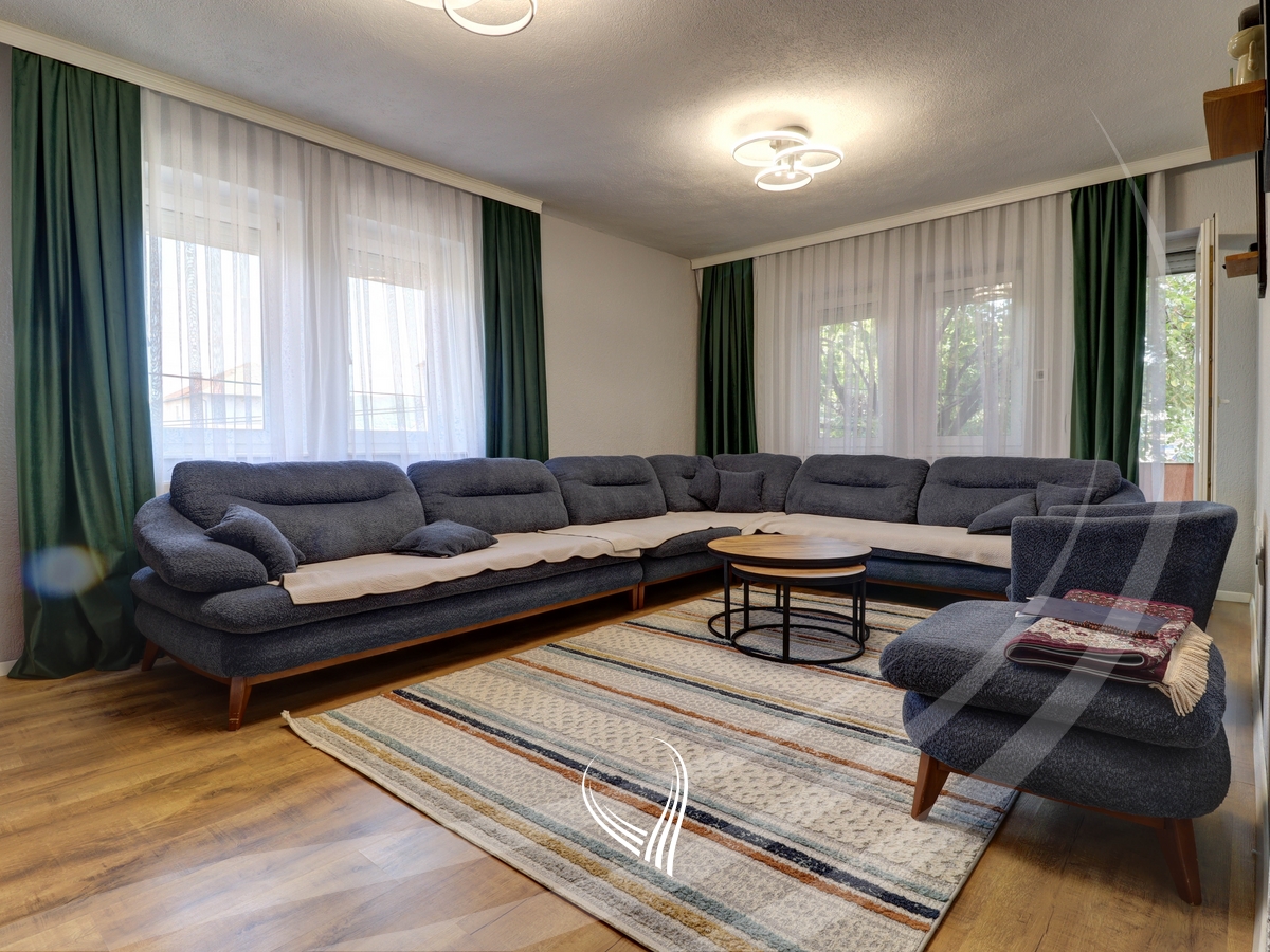 House 692.80m2 for sale in the Velania neighborhood12