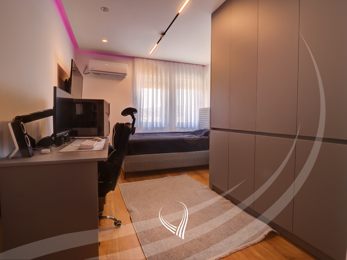 House 692.80m2 for sale in the Velania neighborhood18