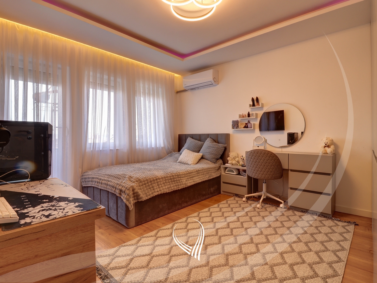 House 692.80m2 for sale in the Velania neighborhood19