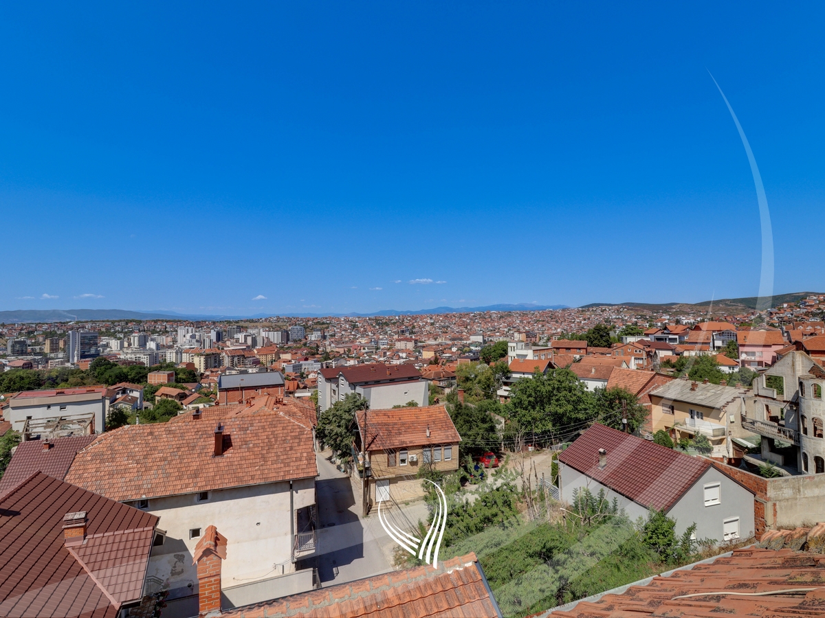 House 692.80m2 for sale in the Velania neighborhood23