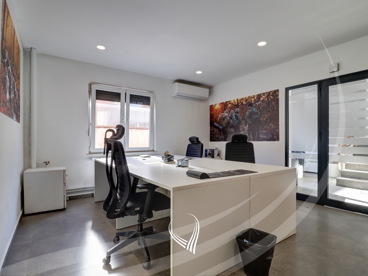 Premises 100.76m2 for sale in the Dardania neighborhood2