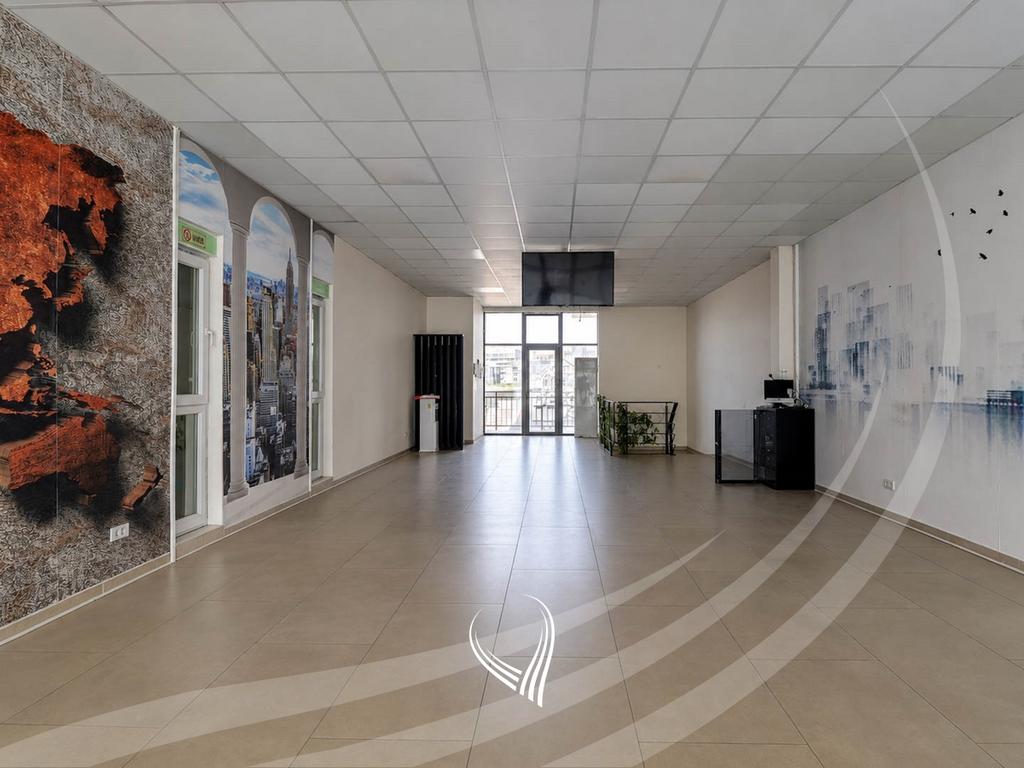 Lokal 216m² me qira në lagjen Arbëria – Dragodan4