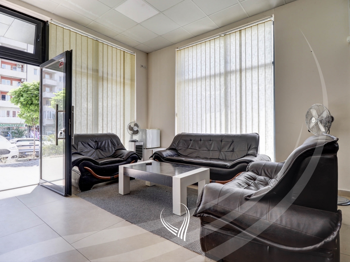 Lokal 216m² me qira në lagjen Arbëria – Dragodan1