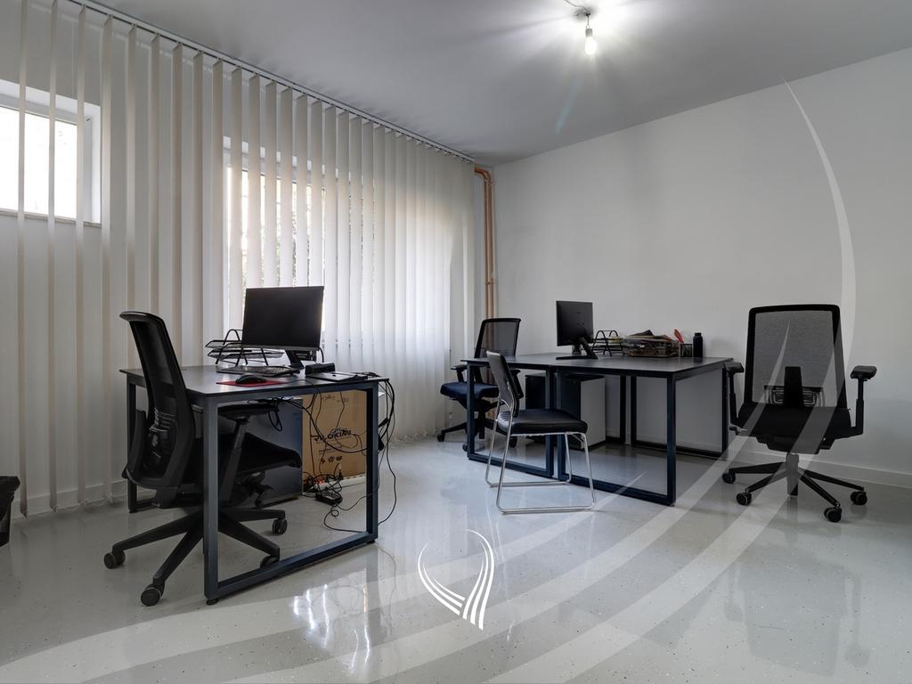 Lokal 65m2 në shitje në Qendër2