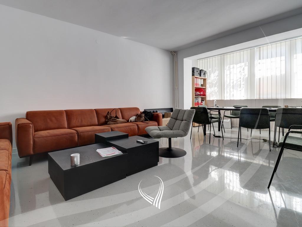 Lokal 65m2 në shitje në Qendër1